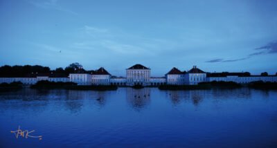 Schloss Nymphenburg München bevor Sonnenaufgang (Leinwandbild) | Nymphenburg Palace Munich before Sunrise (Canvas print) - Thomas Krieber - Auflage 58 Stück | Print run 58 Items